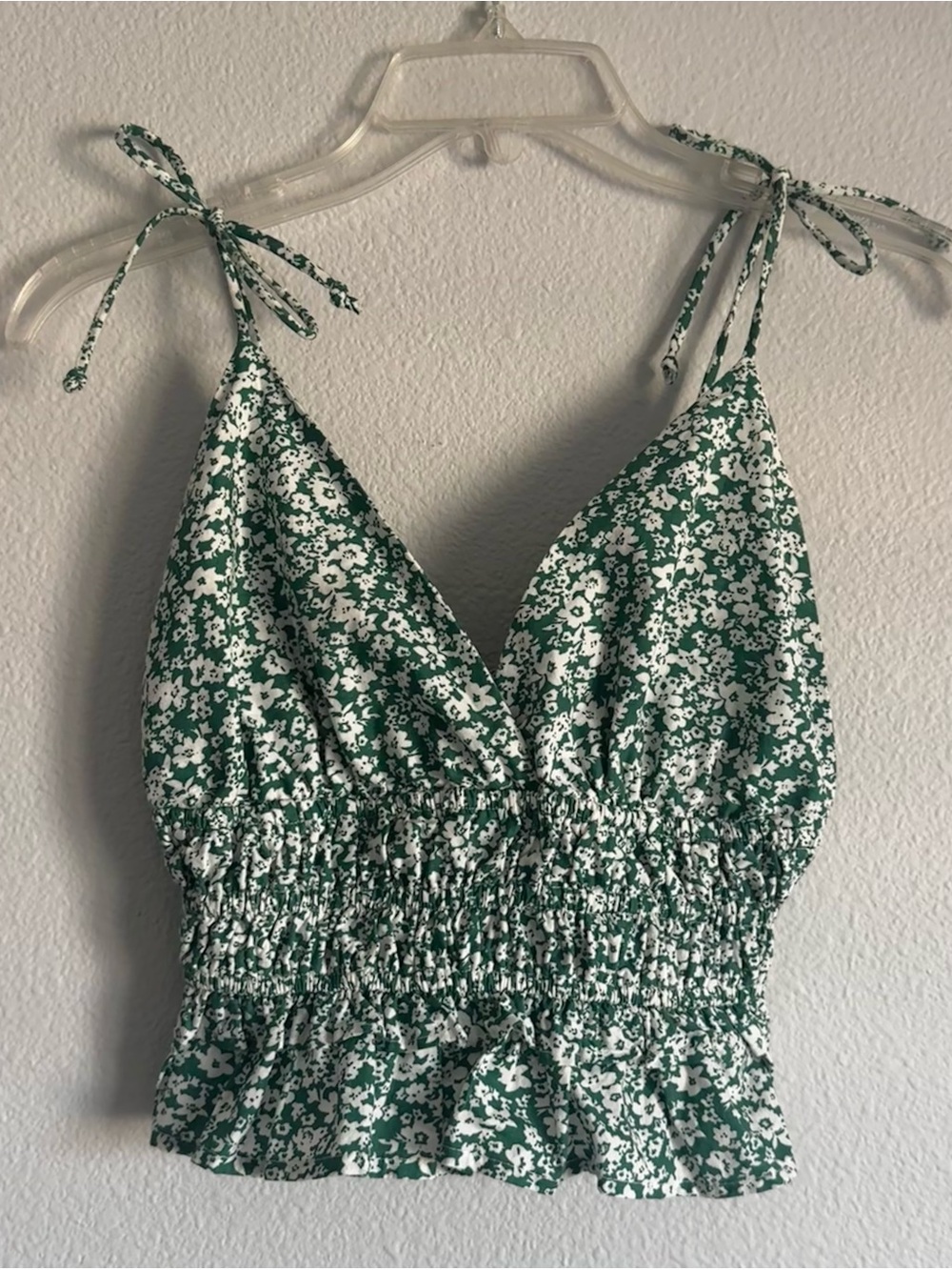Sim & Sam floral backless crop top blouse